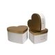 Set 3 cutii inimă – Alb cu capac Auriu Cod: 6842
