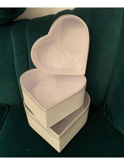 Set cutii Inimă Albă – Mărime Medie – Cod 9824