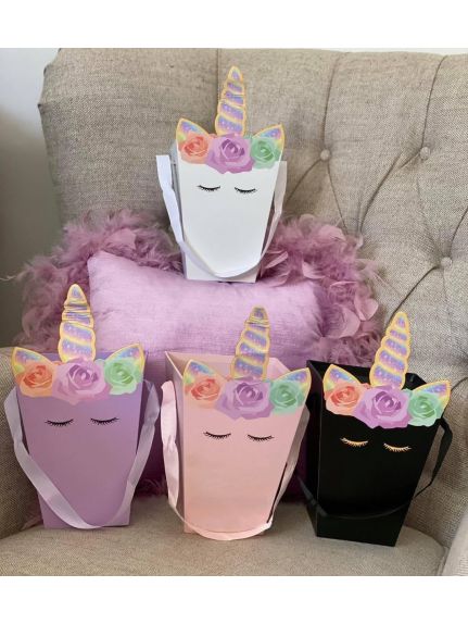 Cutie unicorn negru – model 5056