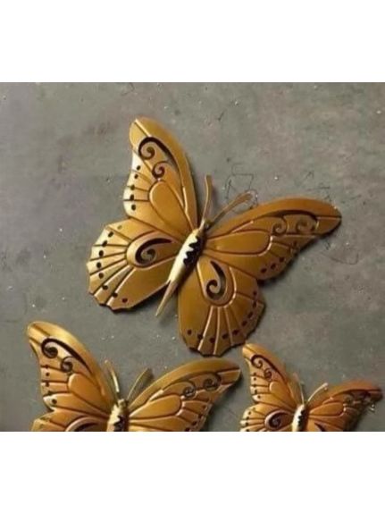 Fluture Metalic Auriu – 40 cm